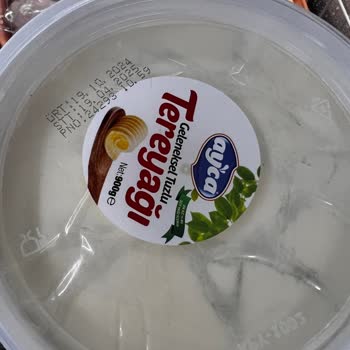 Buzdolabında Saklanan Tereyağı Küflendi