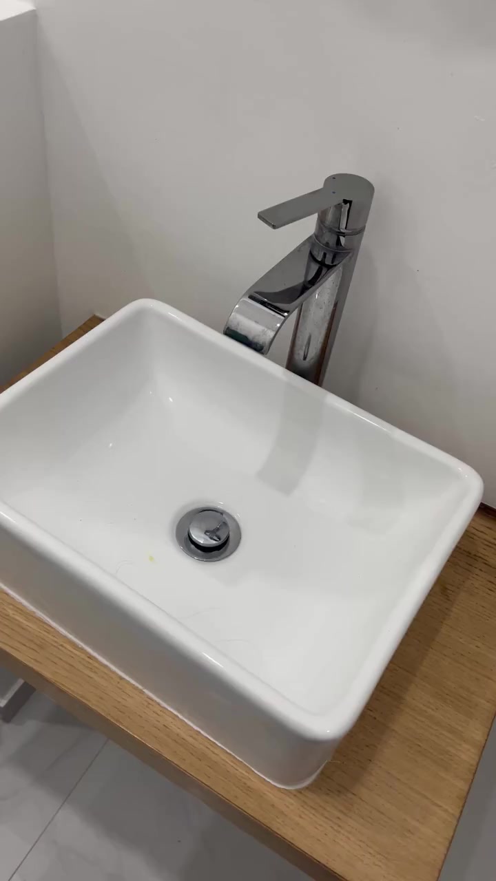 Probleme mit Unterkunft in Lissabon über Booking.com und unzureichende Lösung Videovorschaubild