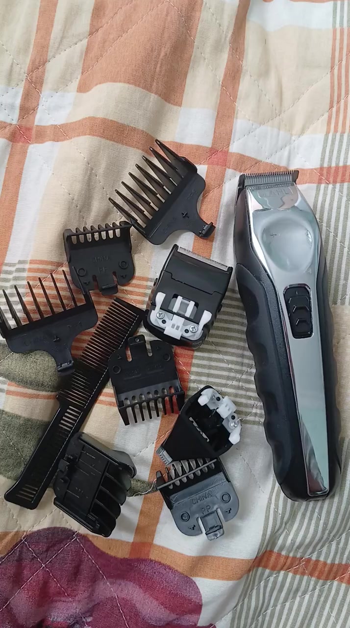 Wahl Trimmer Fails to Cut Properly Even After Maintenance video cover