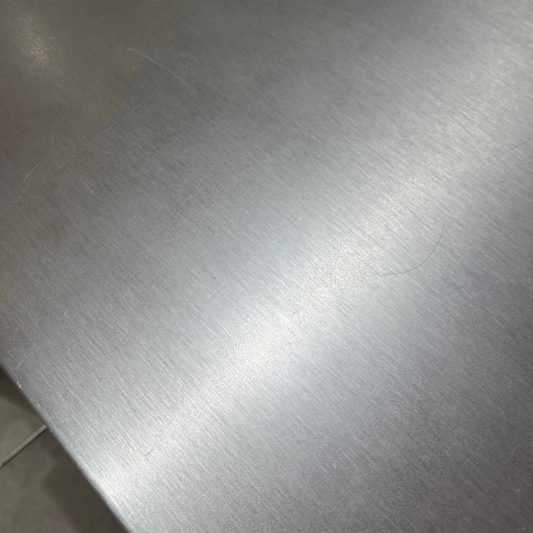 Stradivarius Mağazasında Saygısız Çalışan Deneyimi