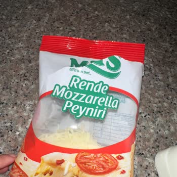 Küflenmiş Peynirle Sağlığımızı Tehdit Eden Online Sipariş