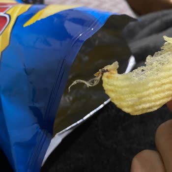 Ruffles Cips İçinden Çıkan Şaşırtıcı Yabancı Madde
