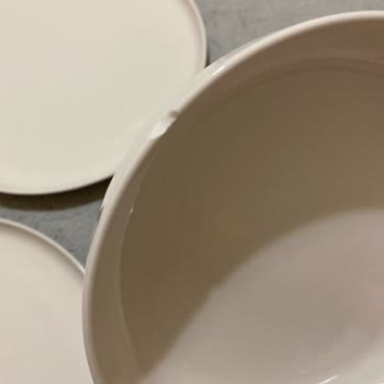 Madame Coco'dan Aldığım Yemek Takımında Eksik Ve Kırık Parçalar