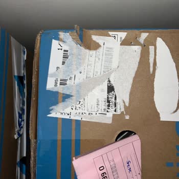 Hasarlı Ürün Ve Yetersiz Müşteri Hizmeti