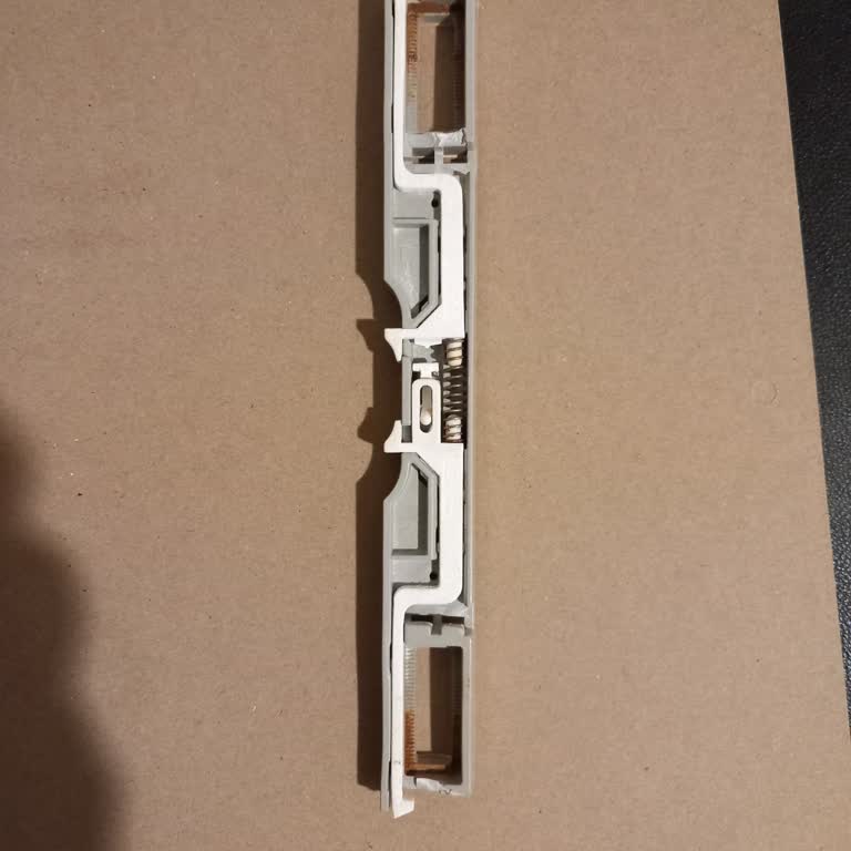 Klozet Kapağı Menteşe Sorunu Ve Yedek Parça Eksikliği