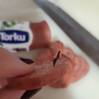 Kahvaltıda Sucuk İçinden Çıkan Yabancı Madde Şoku