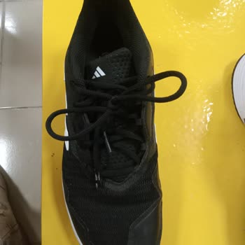 Adidas Ayakkabıda 15 Gün İçinde Yıpranma Sorunu