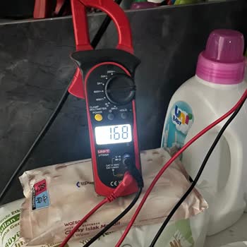 Sürekli Elektrik Kesintileri Ve Yetersiz Altyapı Mağduriyeti