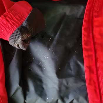 Helly Hansen Jacket’s Inner Lining Deteriorating After Minimal Use