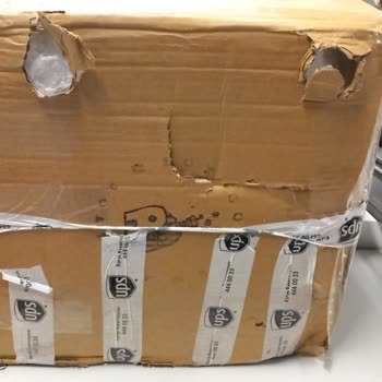 UPS Türkiye'nin Kargo Hasarı Ve Garanti Sorunu