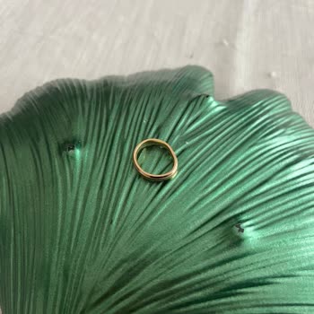 Zen Diamond Ehering deformiert trotz normaler Nutzung und keine Lösung angeboten