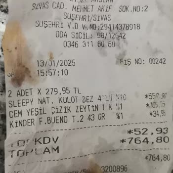 Zeytin Kavanozunda Larva Şoku!
