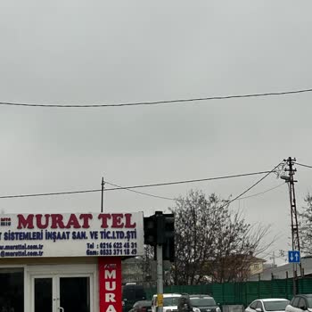 Trafik Işıkları Ve Yaya Geçidi Eksikliği