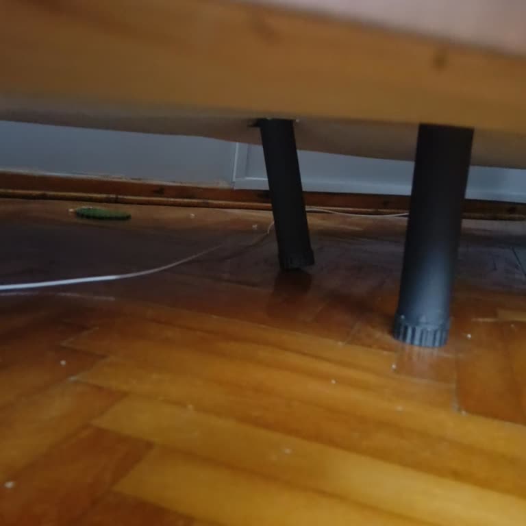 Sürekli Sorunlu Mobilyalar: Engince'den Aldığım Koltuk Ve Yemek Odası Takımı