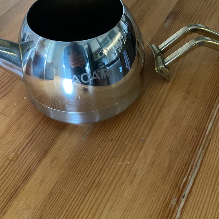 Çaydanlık Sapı Koptu, Müşteri Hizmetleri Çözüm Sunmadı