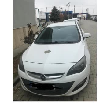 Opel Astra'da Boya Soyulması Ve Müşteri Memnuniyetsizliği