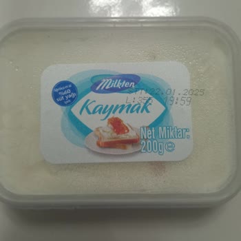 Taze Ürün Skandalı: Küflü Kaymak Şoku