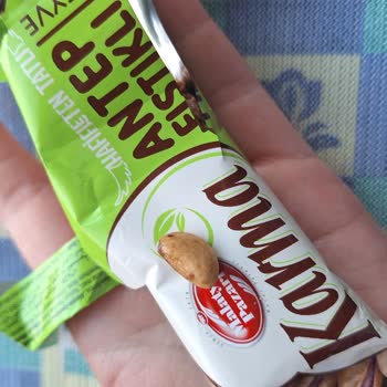 Diş Kıran Antep Fıstıklı Meyve Barı