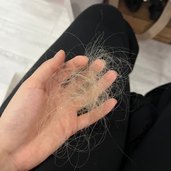 Altınay Güzellik & Hair (Antalya) Kalitesiz Hizmet ve Üslupsuz Çalışanlar