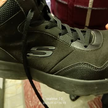 Skechers Dynamight Shoes Wore Out in One Winter – Requesting Resolution