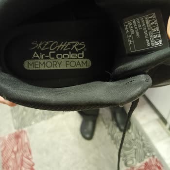 Skechers Dynamight Shoes Wore Out in One Winter – Requesting Resolution