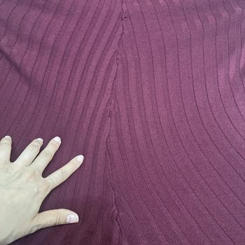 Yırtık Elbise Ve Silinen Yorumlar