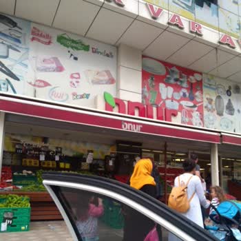 Onur Market'te Müşteri Memnuniyetsizliği