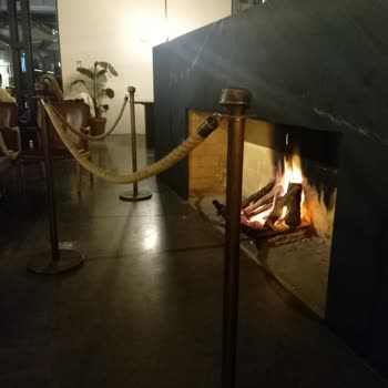 Güvenlik Görevlisinin Sert Tavrı Ve Müşteri Memnuniyetsizliği