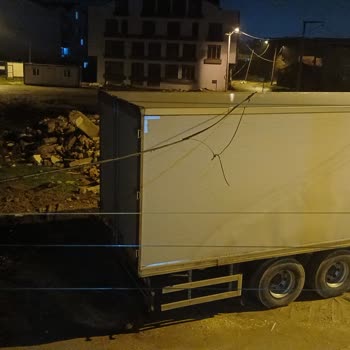 İnternet Kabloları Tehlike Saçıyor Ve Altyapı Yetersizliği