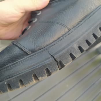 Harley Davidson Ayakkabının Taban Sorunu