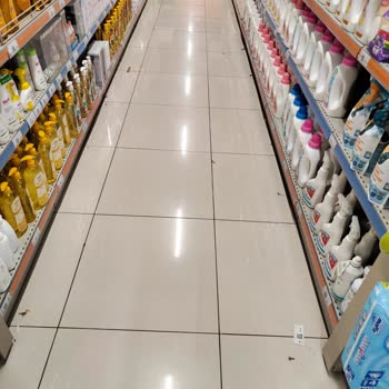 Derince Kipa AVM'de Temizlik Sorunu