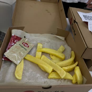 Soğuk Ve Eksik Gelen Pizzalarla Hayal Kırıklığı