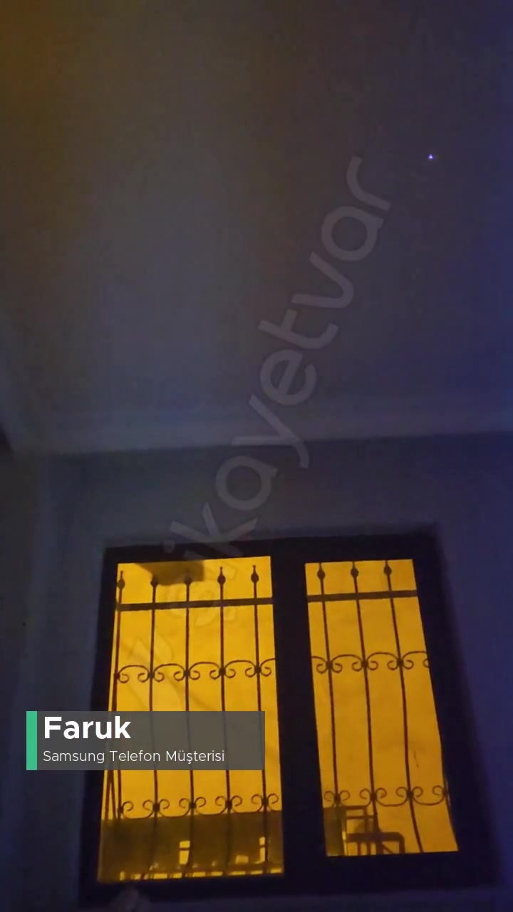 Samsung Galaxy S24 Ultra Kamera Beyaz Işık! videonun kapak resmi