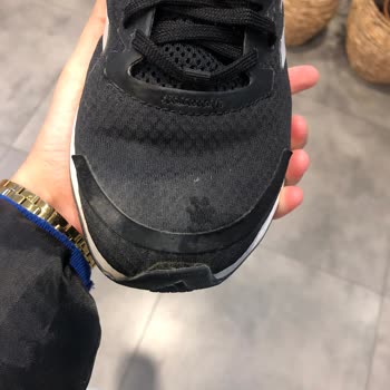Adidas Ayakkabıda Kalite Sorunu Ve Müşteri Hizmetleri Hayal Kırıklığı