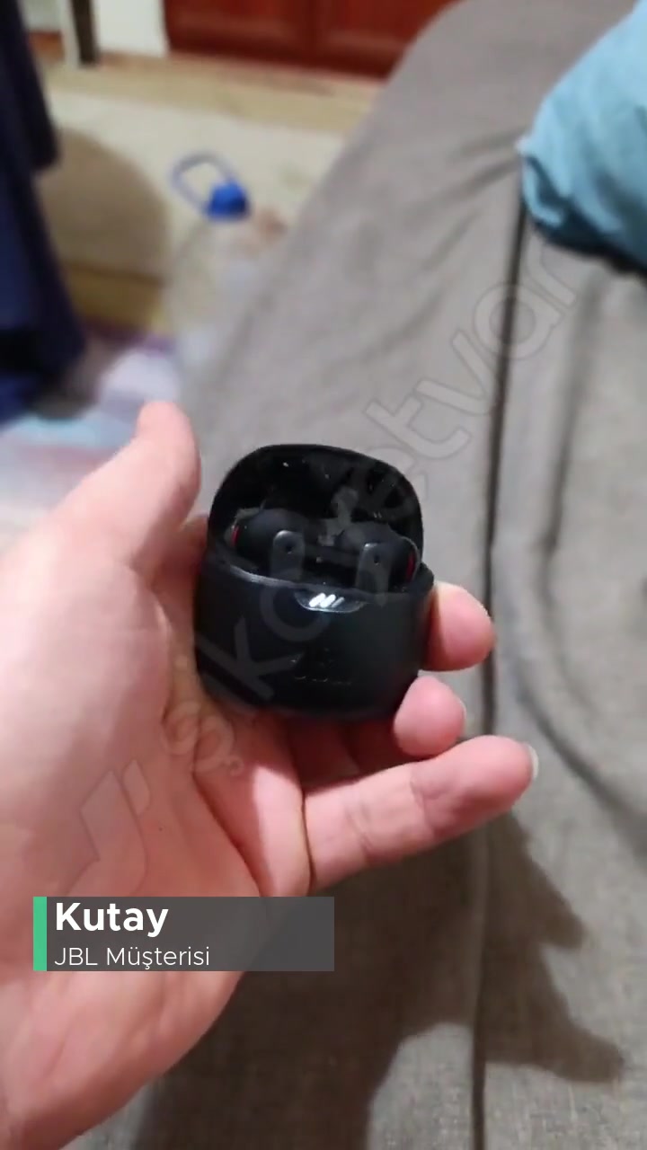 JBL Tune Flex Bluetooth Kulaklık Şarj Olmuyor! videonun kapak resmi