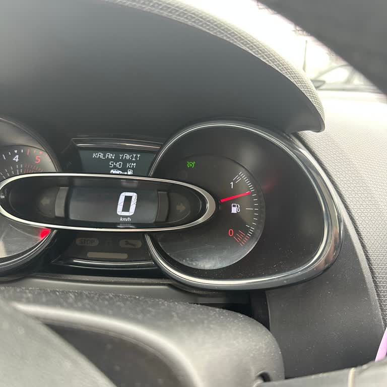 Zeplin Car Rental İle Kiralama Kabusu: Sorunlu Araçlar Ve Yetersiz Hizmet