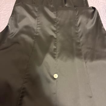 Güvenlik Alarmıyla Gelen Elbise Krizi