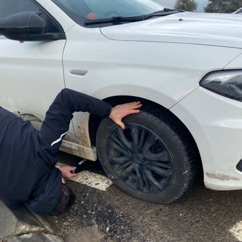 Yolun Bozukluğu Nedeniyle Lastiğim Patladı, Masrafımı Kim Karşılayacak