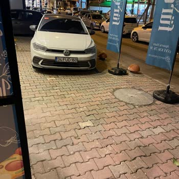 Yıldırım Mahallesi'nde Park Sorunu: Evimize Giremiyoruz!