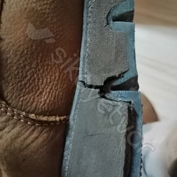Yeşil Kundura Hush Puppies Ayakkabımın Tabanı Dağıldı, Değişim Talep Ediyorum!