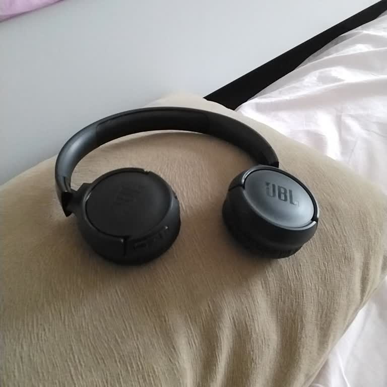 JBL Kulaklıkta Kronik Açma Kapama Sorunu