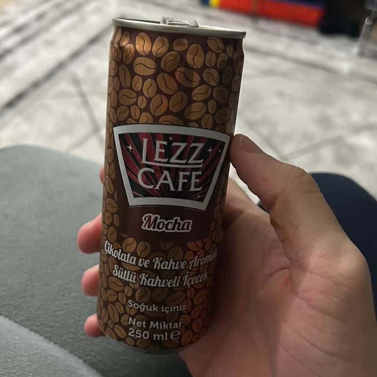Lezz Cafe Mocha: Gazlı İçecek Gibi Fışkıran Kahve Şoku