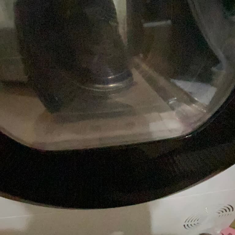 Hoover Kurutma Makinesi Su Akıtıyor, Servis Yardım Etmiyor