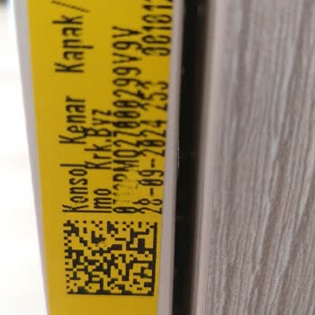 Defolu Ürün Ve İlgisiz Mağaza Müdürü