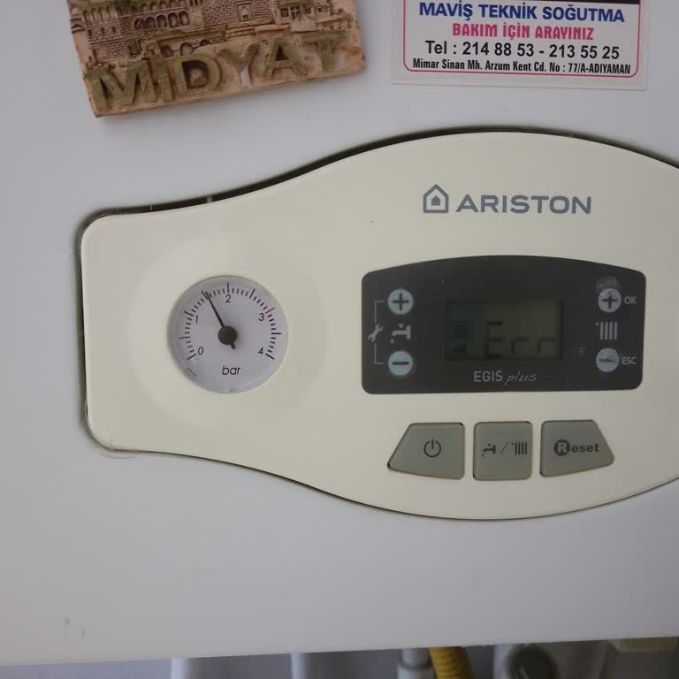 Ariston Kombi Servis Ücreti Ve Çözüm Eksikliği!