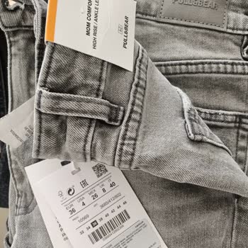 Pull and Bear Misled Me with Fake Discounts on Jeans Prices in My Online Order