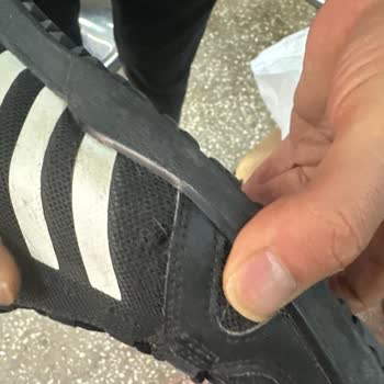 Adidas Ayakkabımın Garanti Kapsamında Değişimi Reddedildi