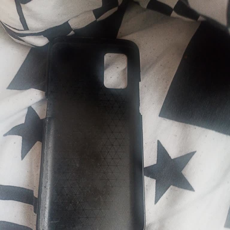 Telefon Kılıfı Eksikliği