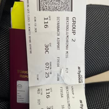 Valizlerimiz Medine'de Kaldı, Mağdur Edildik