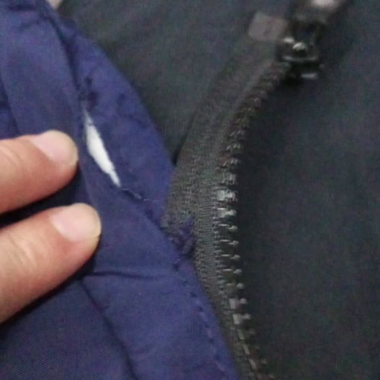 DeFacto Parka: Dikiş Problemleri Ve Yetersiz Müşteri Hizmeti